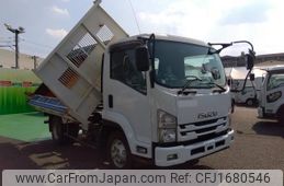 isuzu forward 2016 CFJ1680546