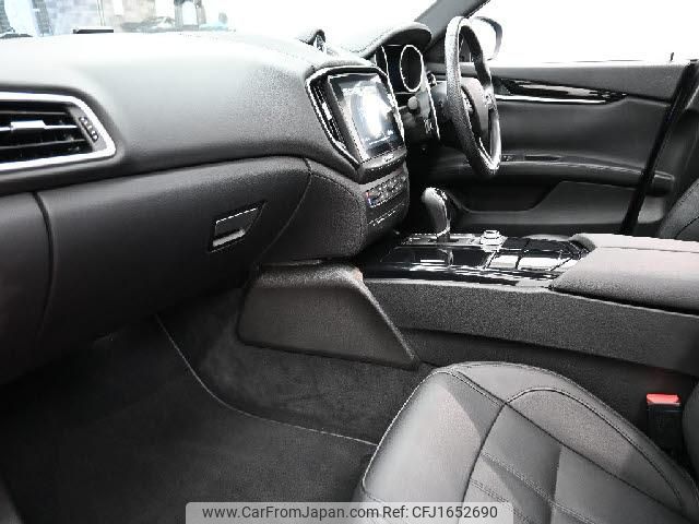 maserati ghibli 2018 CFJ1652690 image 2