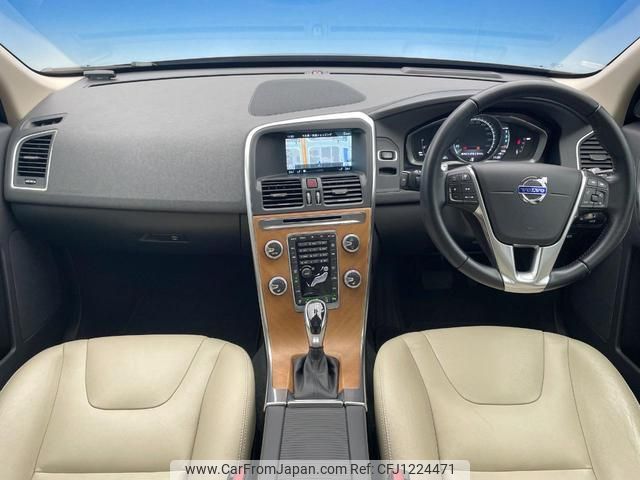 volvo xc60 2016 quick_quick_DD4204TXC_YV1DZA8RDH2038288 image 2