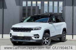 jeep commander 2025 CFJ1904674