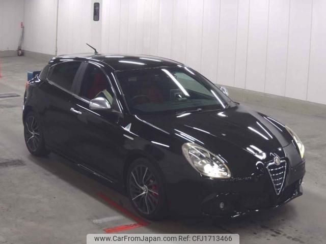 alfa-romeo giulietta 2013 CFJ1713466 image 1