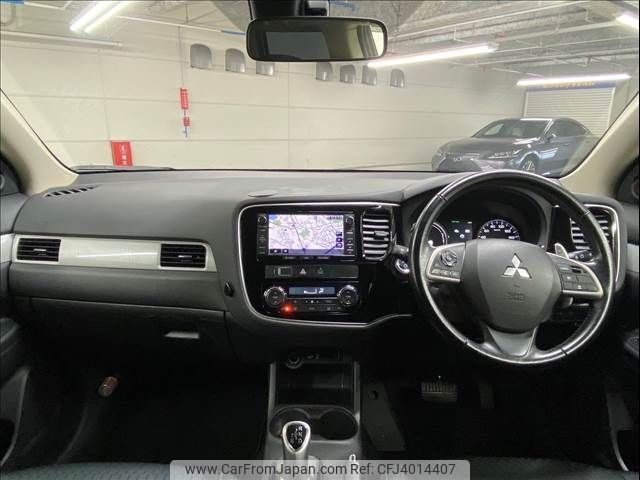 mitsubishi outlander-phev 2014 -MITSUBISHI--Outlander PHEV DLA-GG2W--GG2W-0014364---MITSUBISHI--Outlander PHEV DLA-GG2W--GG2W-0014364- image 2