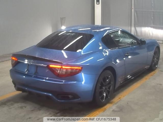 maserati granturismo 2013 CFJ1675348 image 2
