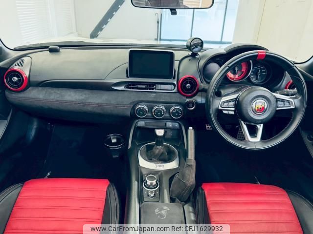 abarth 124 2017 CFJ1629932 image 2