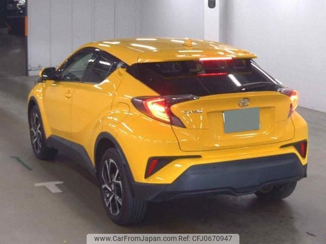 toyota c-hr 2017 quick_quick_DBA-NGX50_NGX50-2012170 image 2