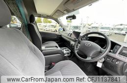 toyota hiace-van 2013 GOO_JP_700040407230250511001