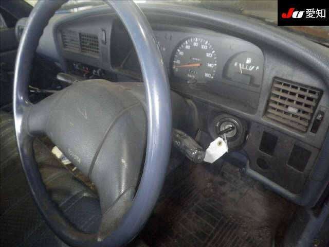 1991 Toyota Hilux YN85 - Car Price $2,874