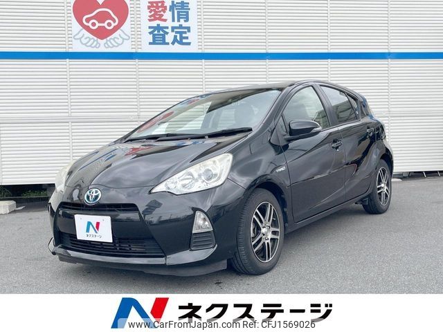 toyota aqua 2012 CFJ1569026 image 1