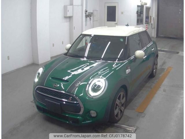 mini mini-others 2019 quick_quick_DBA-XU20M_WMWXU92080TX53131 image 1