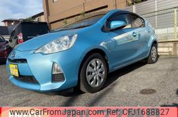 toyota aqua 2012 CFJ1688827