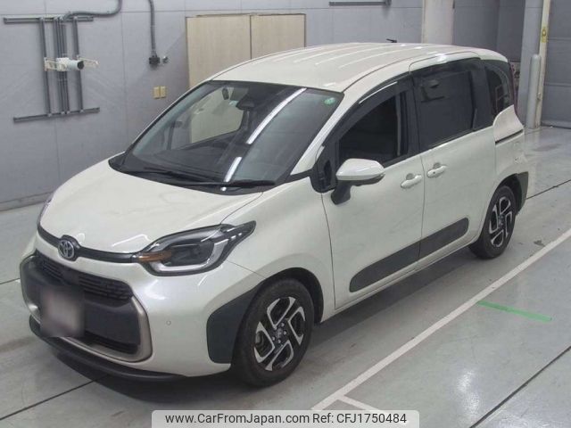 toyota sienta 2022 CFJ1750484 image 1