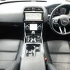 jaguar xe 2019 CFJ1571689 image 2