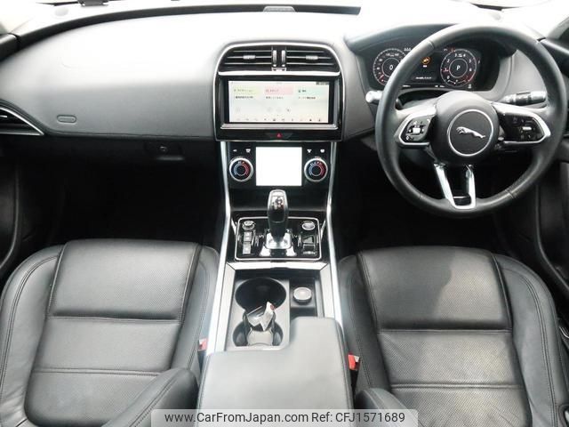 jaguar xe 2019 CFJ1571689 image 2