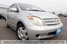 toyota ist 2003 646828-N2025050026F-24