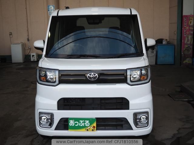 toyota pixis-mega 2022 CFJ1810556 image 2
