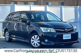 toyota corolla-fielder 2012 -TOYOTA--Corolla Fielder DBA-NZE161G--NZE161-7011763---TOYOTA--Corolla Fielder DBA-NZE161G--NZE161-7011763-