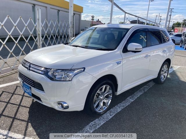 mitsubishi outlander-phev 2014 -MITSUBISHI--Outlander PHEV DLA-GG2W--GG2W-0012614---MITSUBISHI--Outlander PHEV DLA-GG2W--GG2W-0012614- image 1