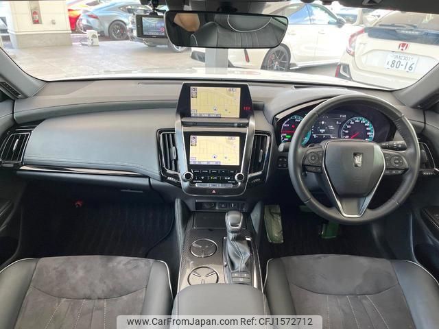 toyota crown-hybrid 2019 CFJ1572712 image 2