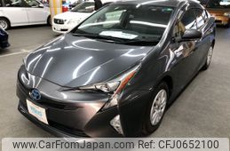 toyota prius 2016 ZVW50-6018678