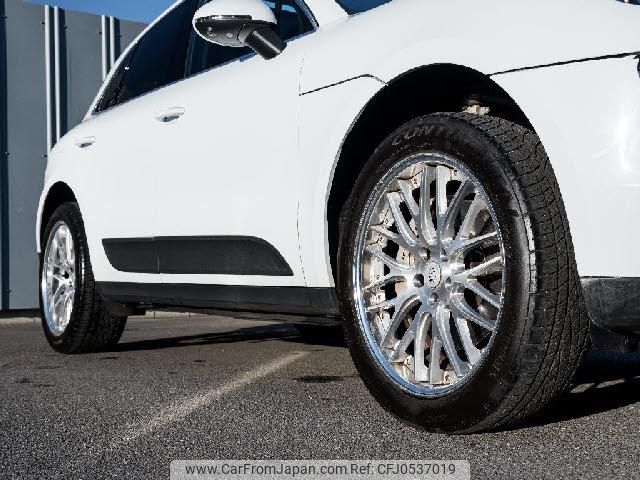 porsche macan 2016 quick_quick_ABA-95BCTM_WP1ZZZ95ZHLB22546 image 2