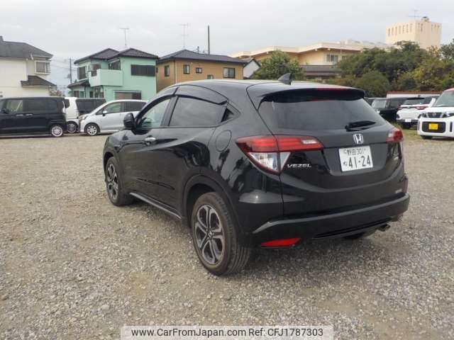 honda vezel 2017 CFJ1787303 image 2