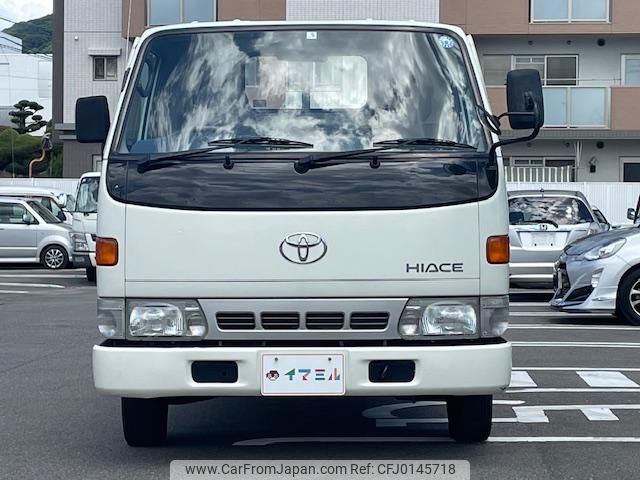 toyota hiace-truck 1995 GOO_NET_EXCHANGE_0804565A30240827W001 image 2