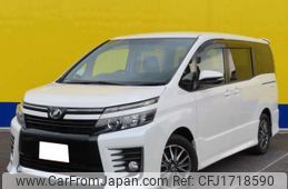 toyota voxy 2014 CFJ1718590