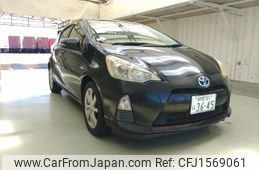 toyota aqua 2012 CFJ1569061