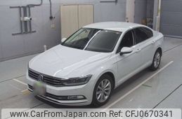 volkswagen passat 2016 -VOLKSWAGEN--VW Passat 3CCZE-WVWZZZ3CZFE494684---VOLKSWAGEN--VW Passat 3CCZE-WVWZZZ3CZFE494684-