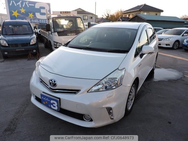 toyota prius-α 2013 GOO_JP_700054078630250111002 image 1