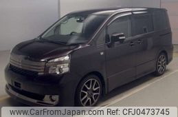 toyota voxy 2013 -TOYOTA--Voxy DBA-ZRR70W--ZRR70-0592777---TOYOTA--Voxy DBA-ZRR70W--ZRR70-0592777-