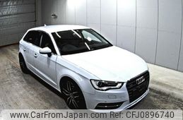 audi a3 2014 -AUDI--Audi A3 8VCJSF-WAUZZZ8VXEA098678---AUDI--Audi A3 8VCJSF-WAUZZZ8VXEA098678-