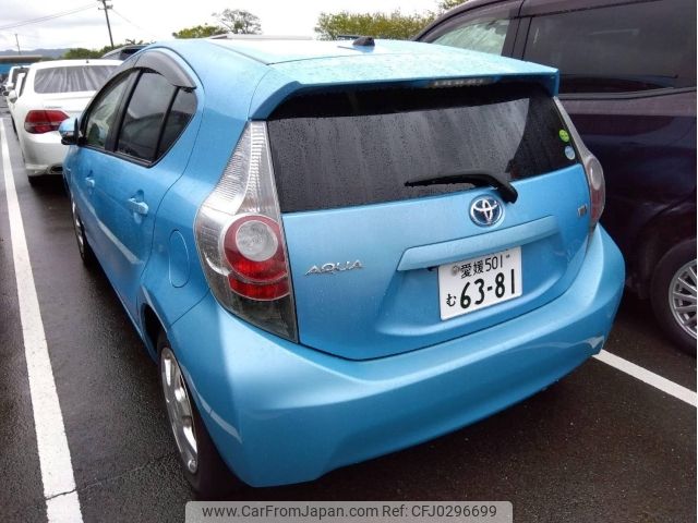 toyota aqua 2012 -TOYOTA 【愛媛 501む6381】--AQUA NHP10--NHP10-2084824---TOYOTA 【愛媛 501む6381】--AQUA NHP10--NHP10-2084824- image 2