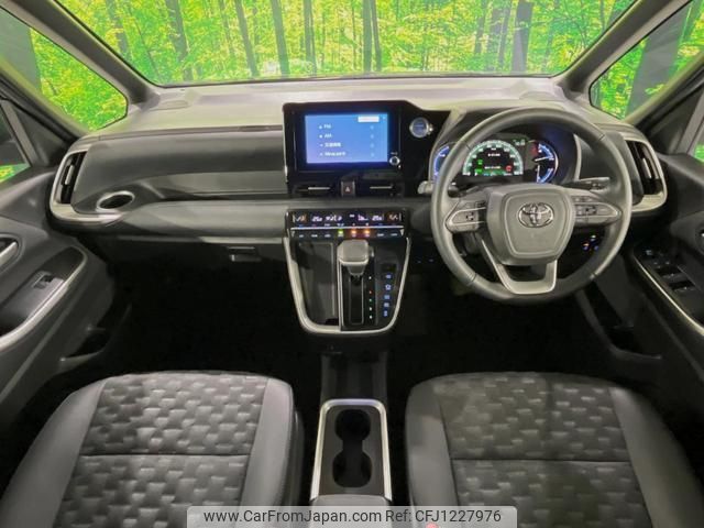 toyota voxy 2022 quick_quick_ZWR90W_ZWR90-0020870 image 2