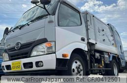 hino dutro 2015 GOO_NET_EXCHANGE_0500521A30241105W001