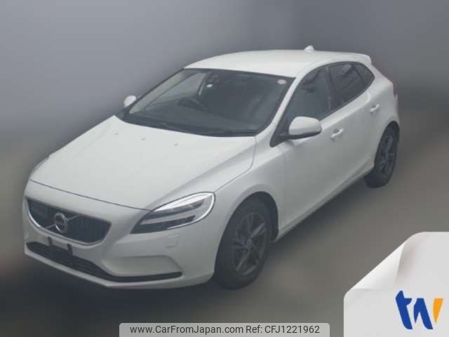 volvo v40 2018 -VOLVO--Volvo V40 DBA-MB4154T--YV1MV2920J2507918---VOLVO--Volvo V40 DBA-MB4154T--YV1MV2920J2507918- image 1