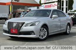 toyota crown 2014 -TOYOTA--Crown DAA-AWS210--AWS210-6073349---TOYOTA--Crown DAA-AWS210--AWS210-6073349-