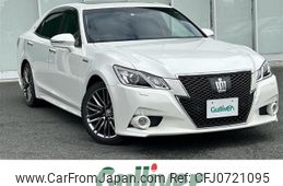 toyota crown 2014 -TOYOTA--Crown DAA-AWS210--AWS210-6063651---TOYOTA--Crown DAA-AWS210--AWS210-6063651-