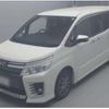 toyota voxy 2015 CFJ1761446 image 1