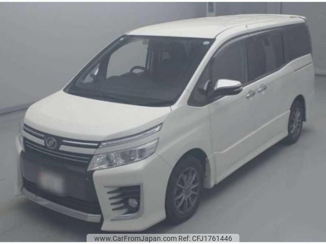 toyota voxy 2015 CFJ1761446 image 1