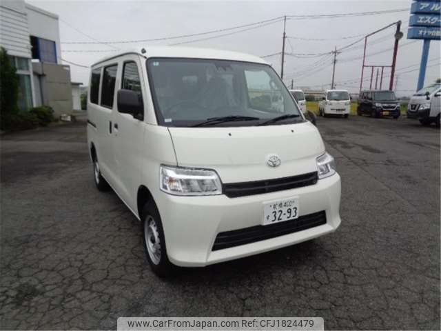 toyota townace-van 2025 CFJ1824479 image 1