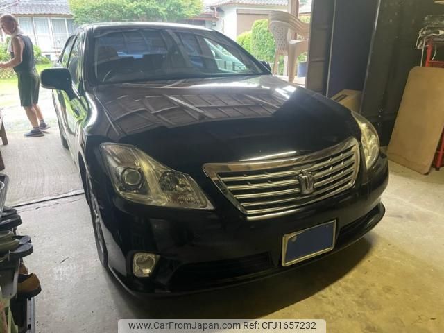 toyota crown 2010 CFJ1657232 image 2
