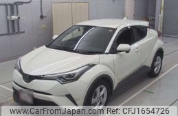 toyota c-hr 2018 CFJ1654726