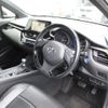 toyota c-hr 2017 -TOYOTA--C-HR DAA-ZYX10--ZYX10-2081563---TOYOTA--C-HR DAA-ZYX10--ZYX10-2081563- image 10
