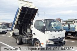 hino dutro 2012 CFJ1842303