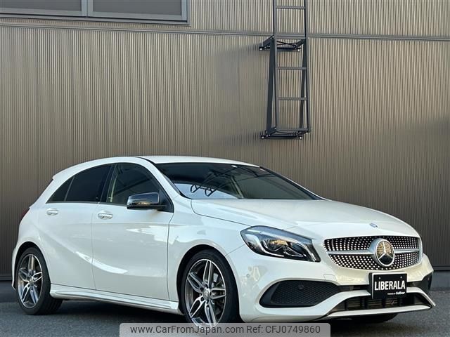mercedes-benz a-class 2016 -MERCEDES-BENZ--Benz A Class DBA-176042--WDD1760422V137713---MERCEDES-BENZ--Benz A Class DBA-176042--WDD1760422V137713- image 1