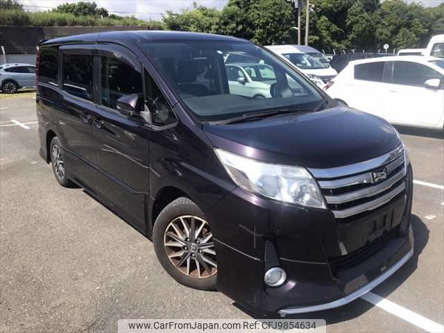 toyota noah 2014 NIKYO_SA29170 image 1