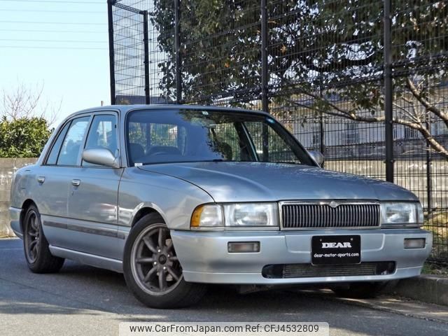 nissan crew 1997 CFJ4532809 image 1