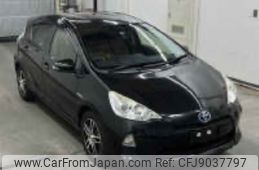 toyota aqua 2014 -TOYOTA--AQUA NHP10--2386671---TOYOTA--AQUA NHP10--2386671-