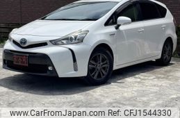 toyota prius-α 2015 CFJ1544330
